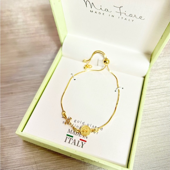 BRAND NEW Mia Fiore gold toned adjustable bracelet ❤️Box included - Picture 4 of 4